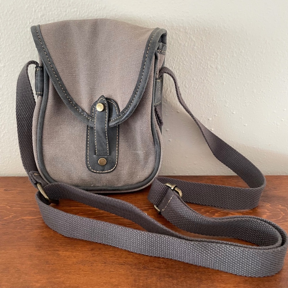 Cargoit Distressed Gray Adjustable Crossbody Bag Canvas W/Leather Purse Cargo It